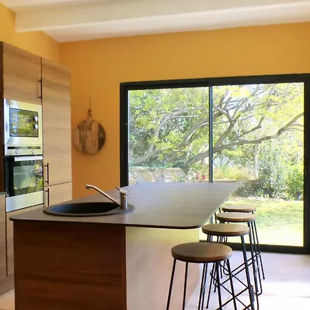 Bright House With Garden And Private Pool *